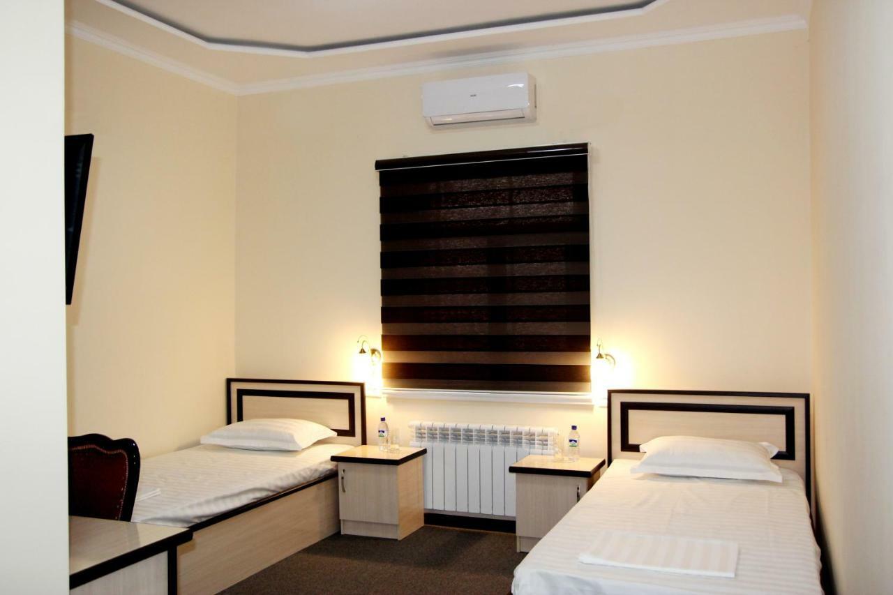 Hotel Aral Νούκους Εξωτερικό φωτογραφία