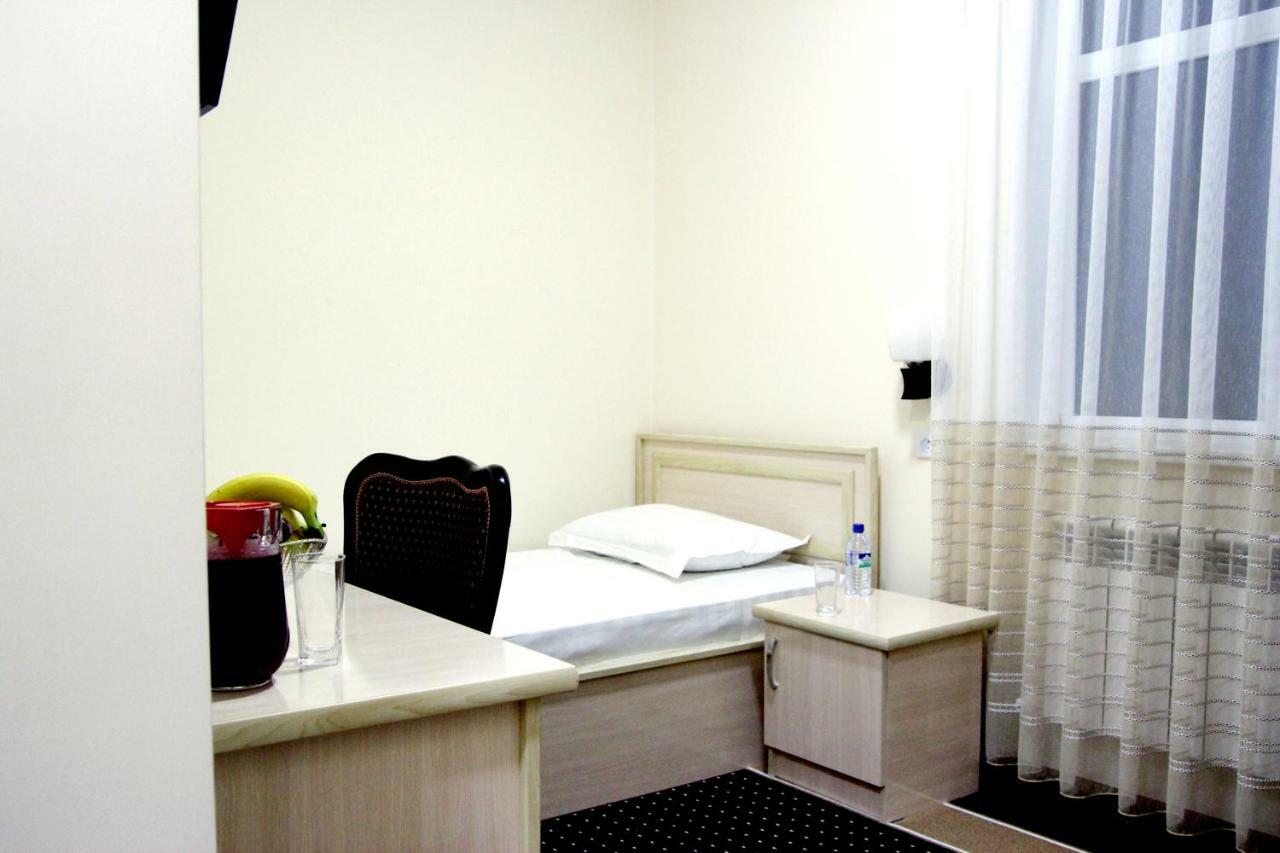 Hotel Aral Νούκους Εξωτερικό φωτογραφία