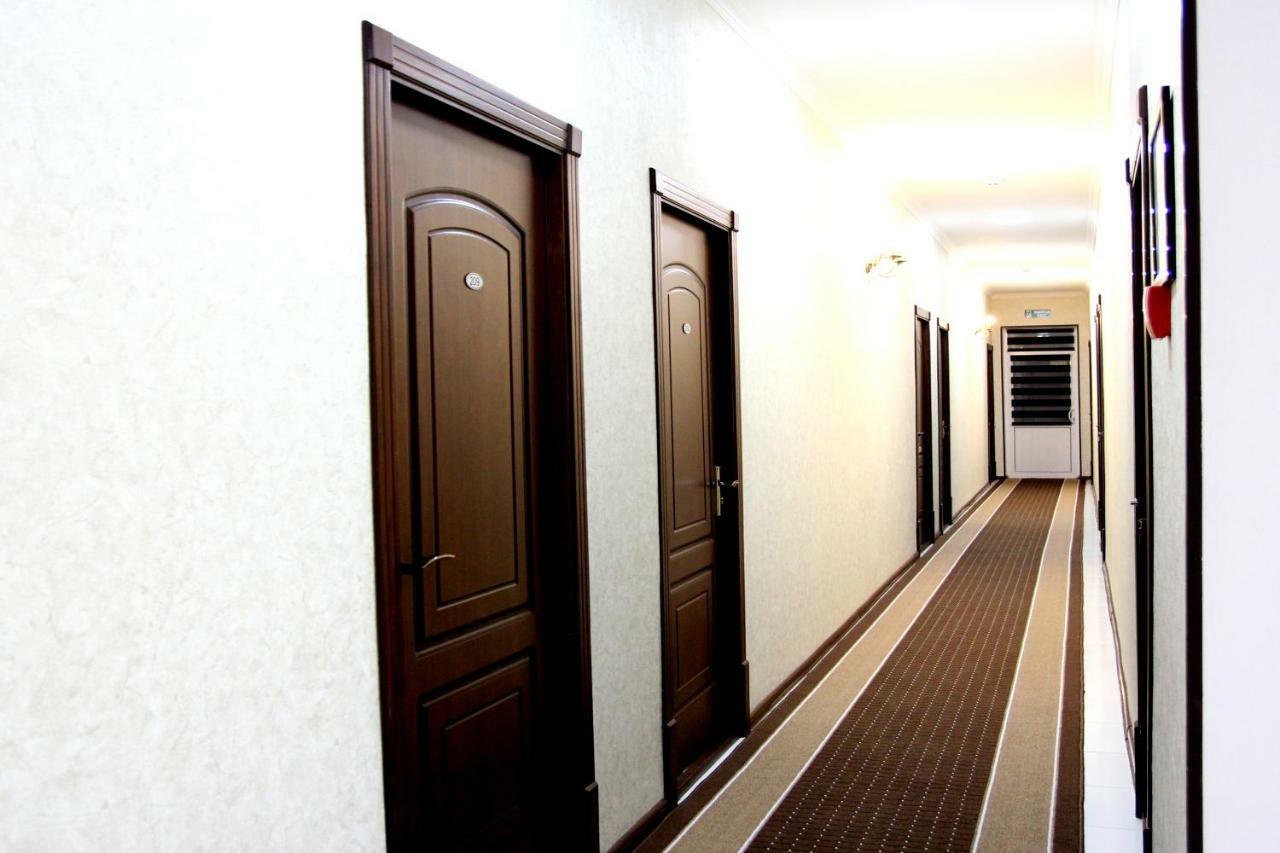 Hotel Aral Νούκους Εξωτερικό φωτογραφία