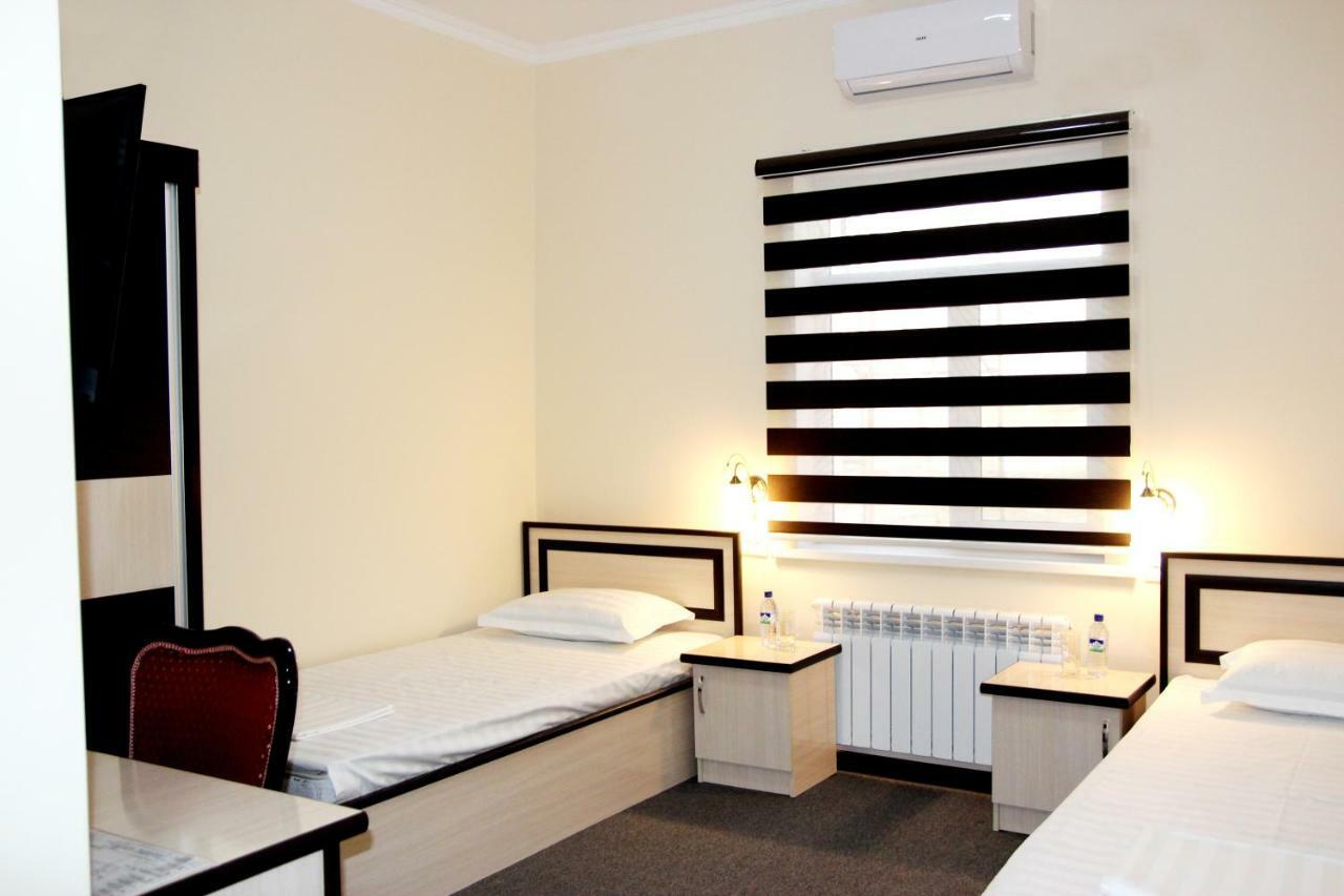 Hotel Aral Νούκους Εξωτερικό φωτογραφία